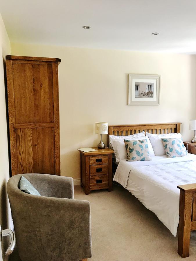 Moon House Bed & Breakfast Witney Dış mekan fotoğraf